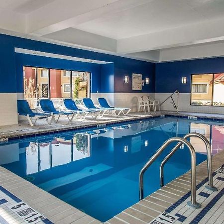 Regency Inn & Suites New London Mystic Zewnętrze zdjęcie